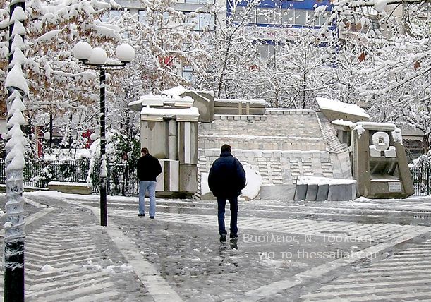 Πλατεία Ταχυδρομείου, εδώ που χτυπά η καρδιά της Λάρισας